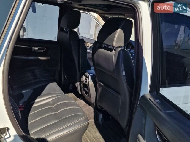 Білий Ленд Ровер Range Rover Sport, об'ємом двигуна 5 л та пробігом 115 тис. км за 23000 $, фото 17 на Automoto.ua