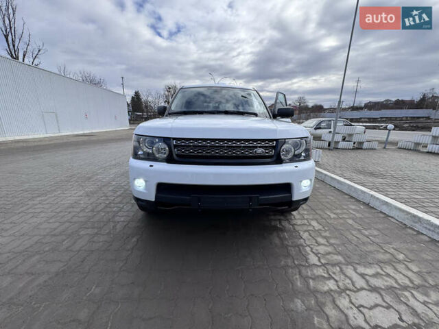 Білий Ленд Ровер Range Rover Sport, об'ємом двигуна 3 л та пробігом 268 тис. км за 16999 $, фото 55 на Automoto.ua