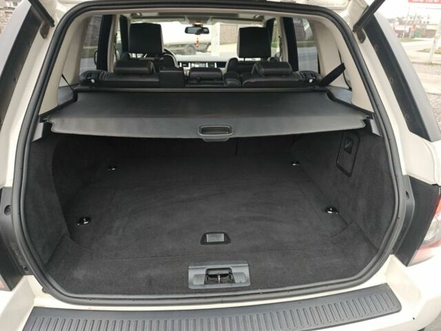 Белый Ленд Ровер Рендж Ровер Спорт, объемом двигателя 5 л и пробегом 265 тыс. км за 12750 $, фото 13 на Automoto.ua