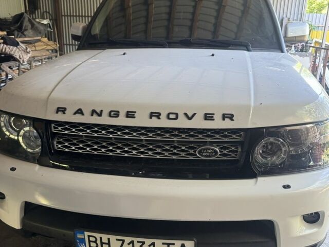 Білий Ленд Ровер Range Rover Sport, об'ємом двигуна 5 л та пробігом 239 тис. км за 16519 $, фото 3 на Automoto.ua
