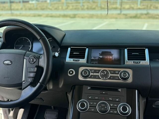 Білий Ленд Ровер Range Rover Sport, об'ємом двигуна 0 л та пробігом 257 тис. км за 15700 $, фото 20 на Automoto.ua