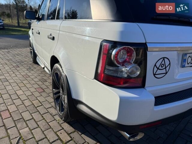Білий Ленд Ровер Range Rover Sport, об'ємом двигуна 3 л та пробігом 271 тис. км за 16999 $, фото 11 на Automoto.ua