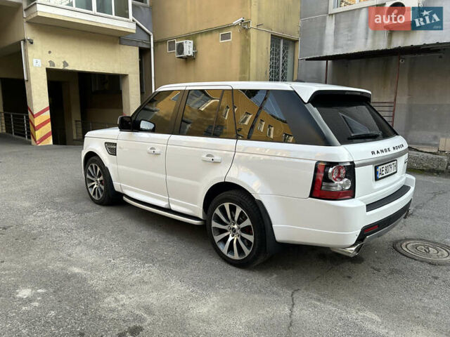 Білий Ленд Ровер Range Rover Sport, об'ємом двигуна 5 л та пробігом 212 тис. км за 17500 $, фото 2 на Automoto.ua