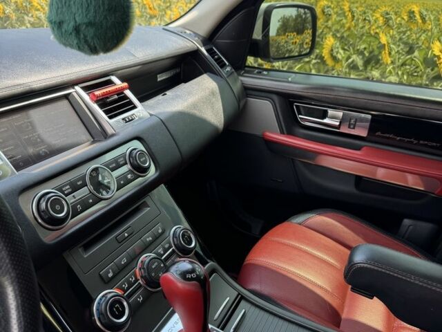Білий Ленд Ровер Range Rover Sport, об'ємом двигуна 3 л та пробігом 154 тис. км за 18000 $, фото 18 на Automoto.ua