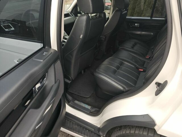 Белый Ленд Ровер Рендж Ровер Спорт, объемом двигателя 5 л и пробегом 265 тыс. км за 12750 $, фото 10 на Automoto.ua