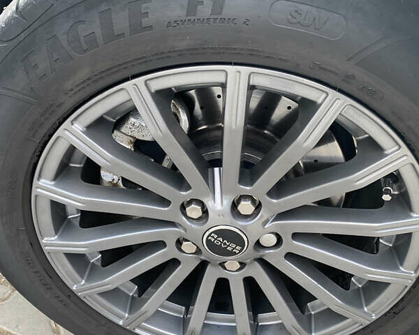 Білий Ленд Ровер Range Rover Sport, об'ємом двигуна 3 л та пробігом 135 тис. км за 30500 $, фото 37 на Automoto.ua