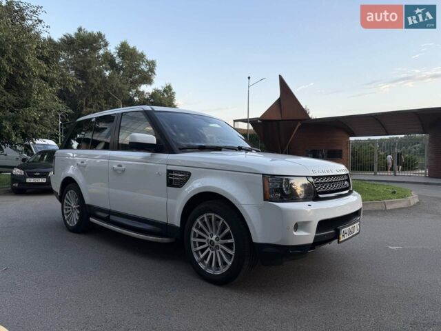 Білий Ленд Ровер Range Rover Sport, об'ємом двигуна 2.99 л та пробігом 125 тис. км за 16000 $, фото 10 на Automoto.ua