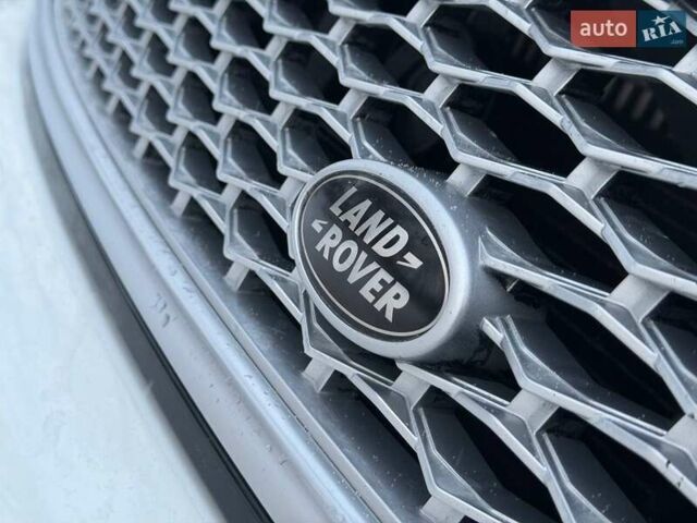 Білий Ленд Ровер Range Rover Sport, об'ємом двигуна 2.99 л та пробігом 120 тис. км за 19000 $, фото 3 на Automoto.ua