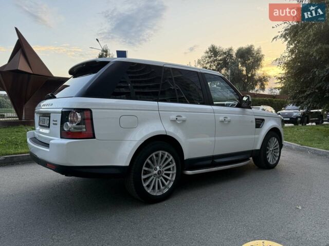 Білий Ленд Ровер Range Rover Sport, об'ємом двигуна 2.99 л та пробігом 125 тис. км за 16000 $, фото 8 на Automoto.ua
