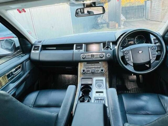 Білий Ленд Ровер Range Rover Sport, об'ємом двигуна 0 л та пробігом 180 тис. км за 4612 $, фото 5 на Automoto.ua