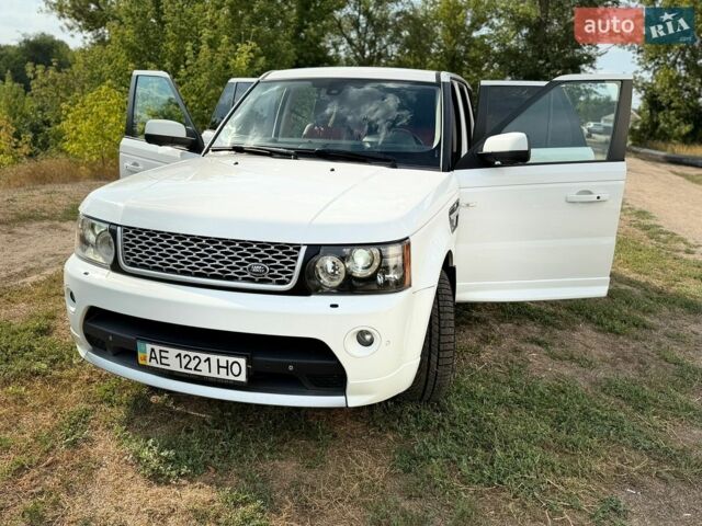 Білий Ленд Ровер Range Rover Sport, об'ємом двигуна 5 л та пробігом 227 тис. км за 12350 $, фото 29 на Automoto.ua