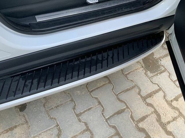 Білий Ленд Ровер Range Rover Sport, об'ємом двигуна 3 л та пробігом 135 тис. км за 23700 $, фото 12 на Automoto.ua