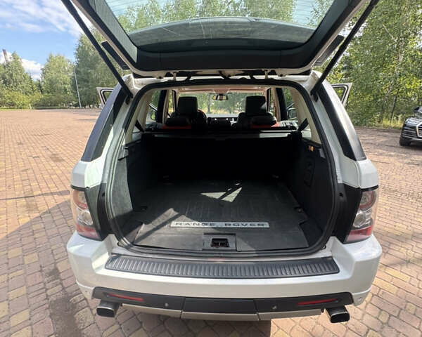 Білий Ленд Ровер Range Rover Sport, об'ємом двигуна 5 л та пробігом 116 тис. км за 17700 $, фото 8 на Automoto.ua