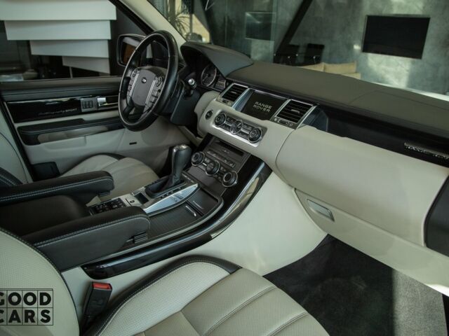Білий Ленд Ровер Range Rover Sport, об'ємом двигуна 3 л та пробігом 89 тис. км за 41000 $, фото 18 на Automoto.ua