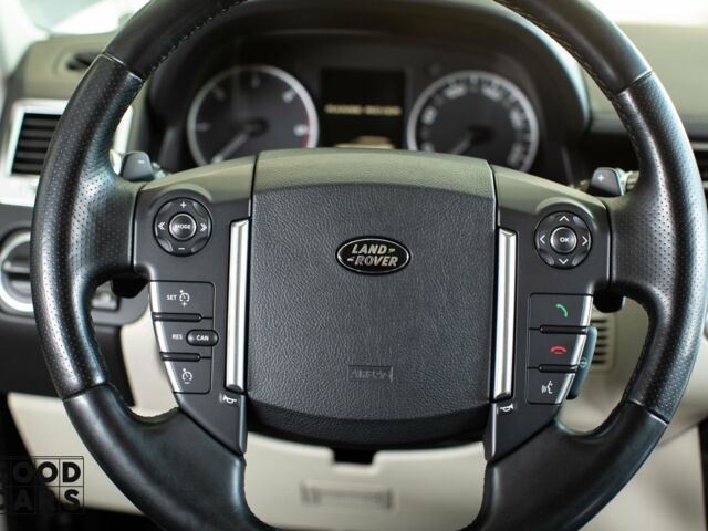 Білий Ленд Ровер Range Rover Sport, об'ємом двигуна 3 л та пробігом 89 тис. км за 41000 $, фото 19 на Automoto.ua