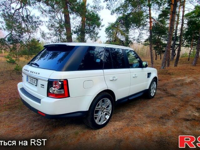 Белый Ленд Ровер Рендж Ровер Спорт, объемом двигателя 3 л и пробегом 218 тыс. км за 18000 $, фото 1 на Automoto.ua