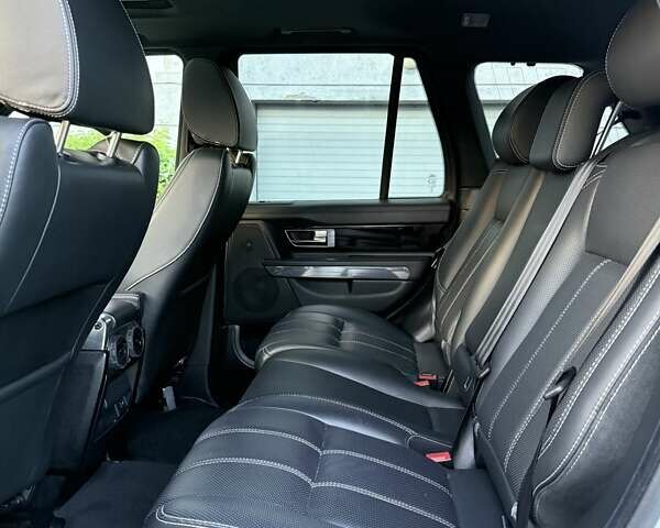 Білий Ленд Ровер Range Rover Sport, об'ємом двигуна 2.99 л та пробігом 110 тис. км за 21000 $, фото 21 на Automoto.ua
