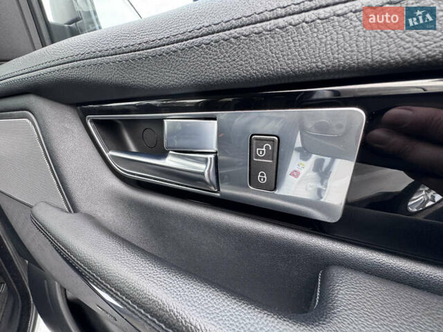 Білий Ленд Ровер Range Rover Sport, об'ємом двигуна 3 л та пробігом 268 тис. км за 16999 $, фото 45 на Automoto.ua