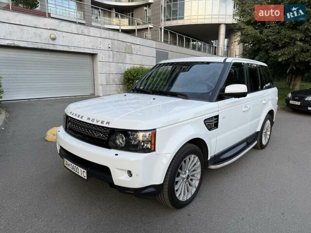 Білий Ленд Ровер Range Rover Sport, об'ємом двигуна 2.99 л та пробігом 110 тис. км за 21000 $, фото 15 на Automoto.ua