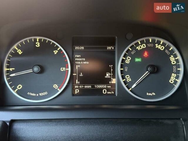 Білий Ленд Ровер Range Rover Sport, об'ємом двигуна 2.99 л та пробігом 110 тис. км за 21000 $, фото 27 на Automoto.ua