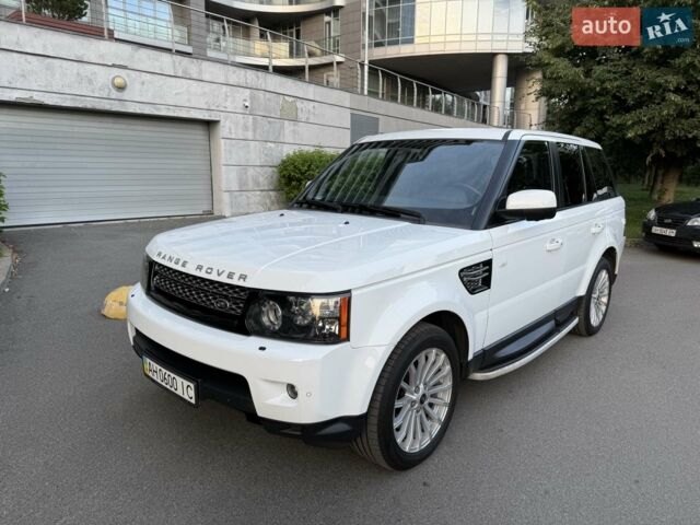Білий Ленд Ровер Range Rover Sport, об'ємом двигуна 2.99 л та пробігом 125 тис. км за 16000 $, фото 15 на Automoto.ua