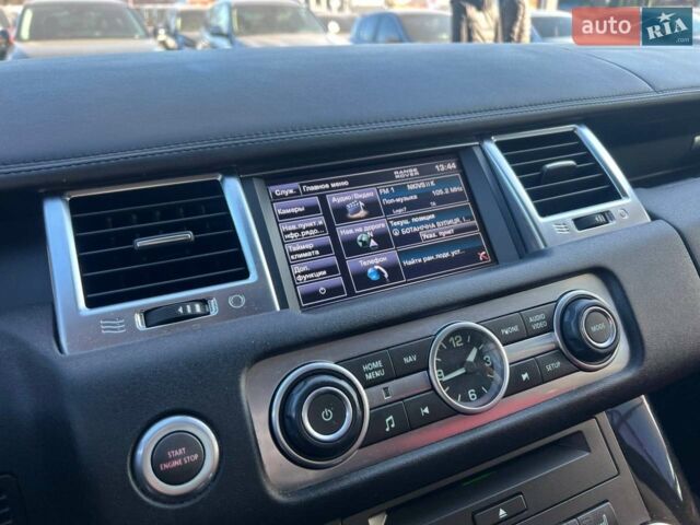 Білий Ленд Ровер Range Rover Sport, об'ємом двигуна 2.99 л та пробігом 252 тис. км за 22000 $, фото 15 на Automoto.ua