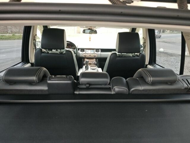 Белый Ленд Ровер Рендж Ровер Спорт, объемом двигателя 5 л и пробегом 265 тыс. км за 12750 $, фото 14 на Automoto.ua