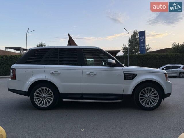 Білий Ленд Ровер Range Rover Sport, об'ємом двигуна 2.99 л та пробігом 125 тис. км за 16000 $, фото 9 на Automoto.ua