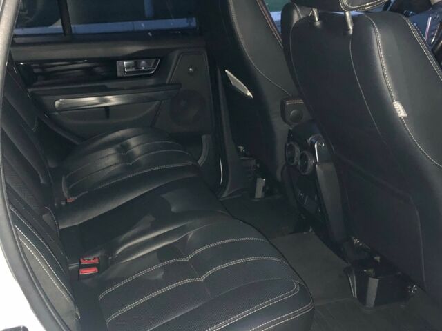 Білий Ленд Ровер Range Rover Sport, об'ємом двигуна 3 л та пробігом 150 тис. км за 34800 $, фото 6 на Automoto.ua