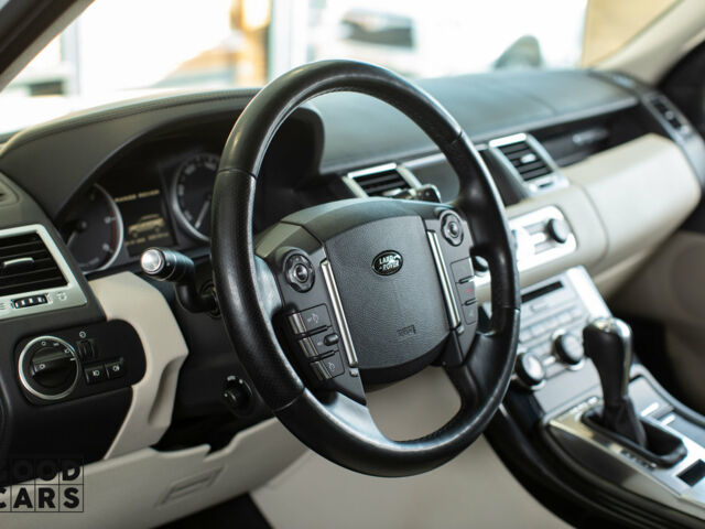 Білий Ленд Ровер Range Rover Sport, об'ємом двигуна 3 л та пробігом 89 тис. км за 41000 $, фото 16 на Automoto.ua