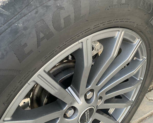 Білий Ленд Ровер Range Rover Sport, об'ємом двигуна 3 л та пробігом 135 тис. км за 30500 $, фото 18 на Automoto.ua