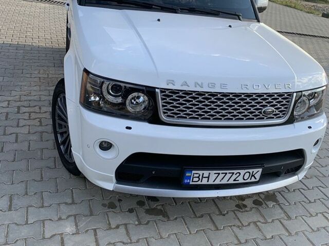 Білий Ленд Ровер Range Rover Sport, об'ємом двигуна 3 л та пробігом 135 тис. км за 23700 $, фото 8 на Automoto.ua