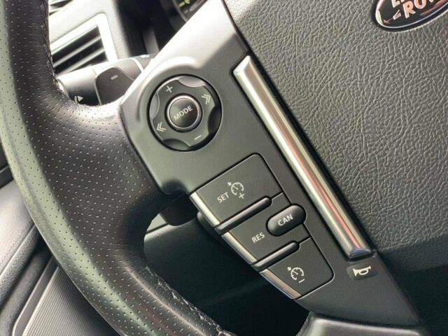 Білий Ленд Ровер Range Rover Sport, об'ємом двигуна 3 л та пробігом 97 тис. км за 29999 $, фото 29 на Automoto.ua