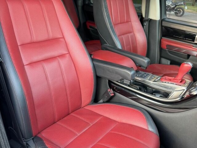 Білий Ленд Ровер Range Rover Sport, об'ємом двигуна 3 л та пробігом 132 тис. км за 18100 $, фото 15 на Automoto.ua