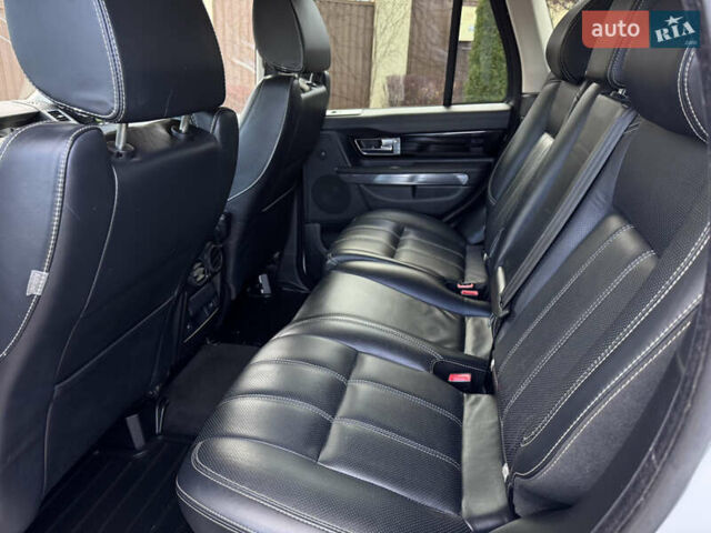 Білий Ленд Ровер Range Rover Sport, об'ємом двигуна 3 л та пробігом 268 тис. км за 17300 $, фото 13 на Automoto.ua
