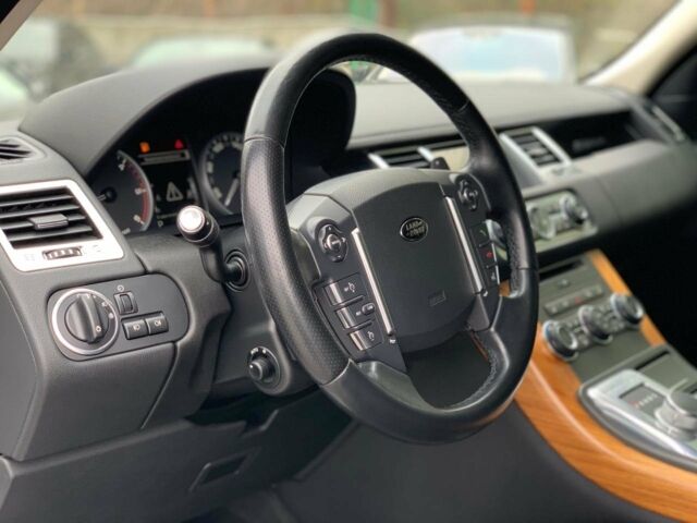 Білий Ленд Ровер Range Rover Sport, об'ємом двигуна 3 л та пробігом 97 тис. км за 29999 $, фото 11 на Automoto.ua