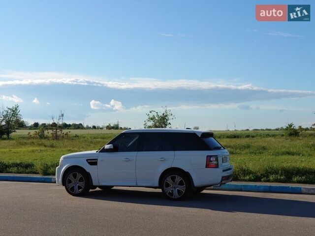 Белый Ленд Ровер Рендж Ровер Спорт, объемом двигателя 5 л и пробегом 49 тыс. км за 27777 $, фото 9 на Automoto.ua