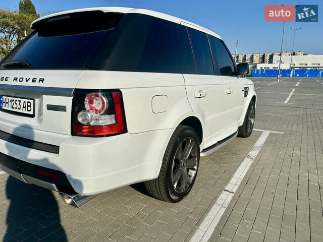 Білий Ленд Ровер Range Rover Sport, об'ємом двигуна 5 л та пробігом 132 тис. км за 18500 $, фото 16 на Automoto.ua