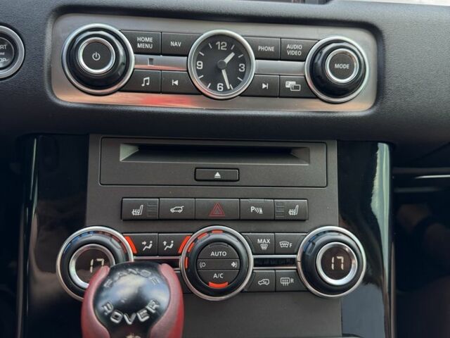 Білий Ленд Ровер Range Rover Sport, об'ємом двигуна 3 л та пробігом 154 тис. км за 18000 $, фото 23 на Automoto.ua