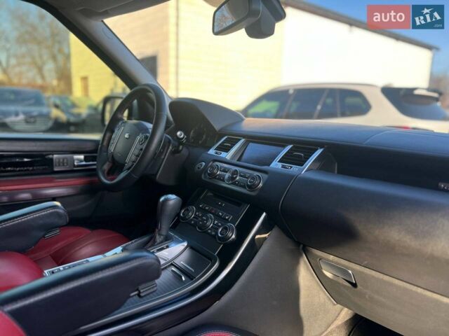 Білий Ленд Ровер Range Rover Sport, об'ємом двигуна 2.99 л та пробігом 252 тис. км за 22000 $, фото 24 на Automoto.ua