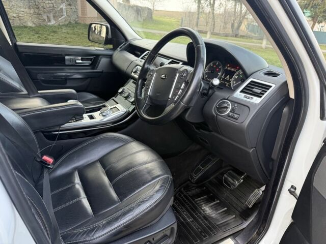 Білий Ленд Ровер Range Rover Sport, об'ємом двигуна 3 л та пробігом 140 тис. км за 6700 $, фото 9 на Automoto.ua