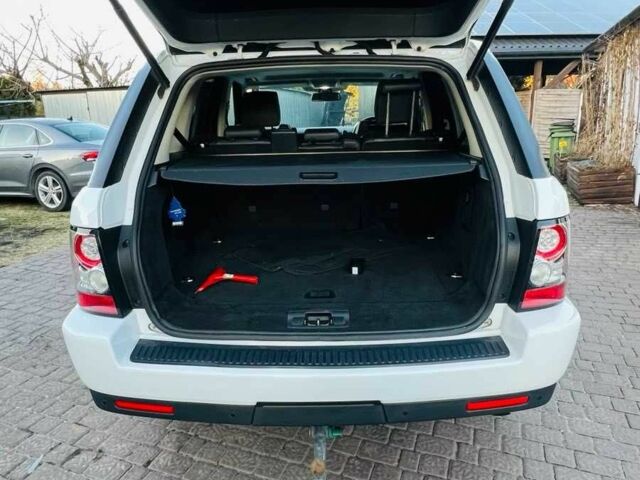 Білий Ленд Ровер Range Rover Sport, об'ємом двигуна 0 л та пробігом 180 тис. км за 4612 $, фото 7 на Automoto.ua