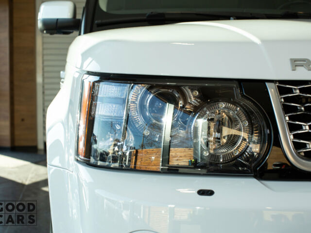 Білий Ленд Ровер Range Rover Sport, об'ємом двигуна 3 л та пробігом 89 тис. км за 41000 $, фото 7 на Automoto.ua