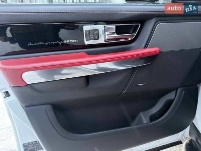Білий Ленд Ровер Range Rover Sport, об'ємом двигуна 2.99 л та пробігом 120 тис. км за 19000 $, фото 14 на Automoto.ua