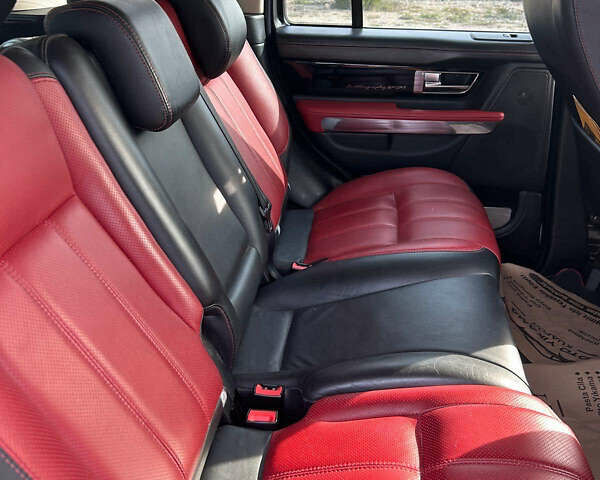 Белый Ленд Ровер Рендж Ровер Спорт, объемом двигателя 3 л и пробегом 380 тыс. км за 16700 $, фото 3 на Automoto.ua