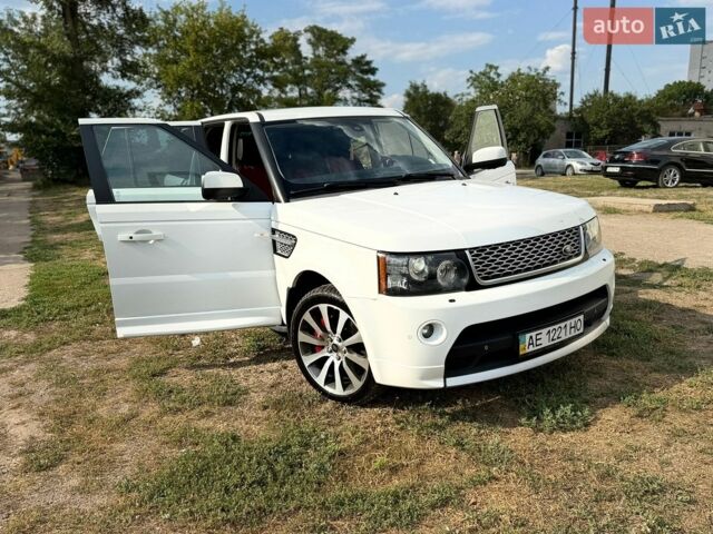 Білий Ленд Ровер Range Rover Sport, об'ємом двигуна 5 л та пробігом 227 тис. км за 12350 $, фото 5 на Automoto.ua