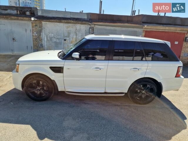 Білий Ленд Ровер Range Rover Sport, об'ємом двигуна 5 л та пробігом 115 тис. км за 23000 $, фото 2 на Automoto.ua