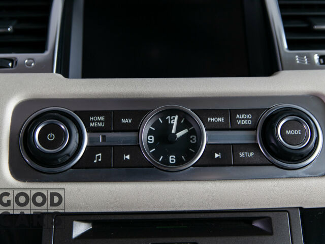 Білий Ленд Ровер Range Rover Sport, об'ємом двигуна 3 л та пробігом 92 тис. км за 39900 $, фото 20 на Automoto.ua