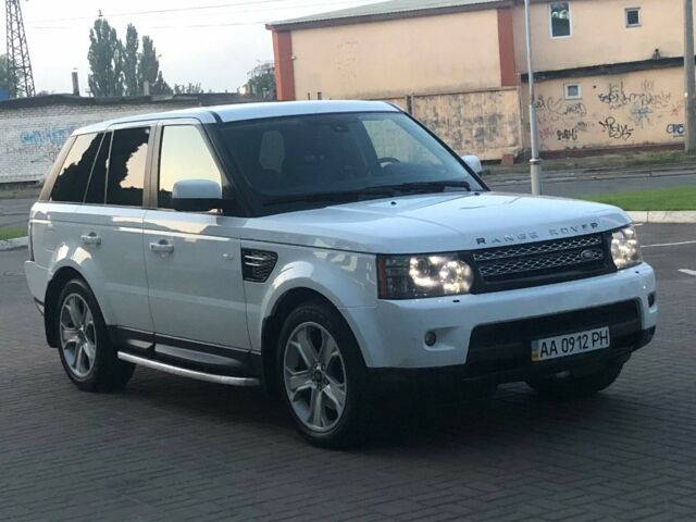 Білий Ленд Ровер Range Rover Sport, об'ємом двигуна 3 л та пробігом 150 тис. км за 34800 $, фото 1 на Automoto.ua