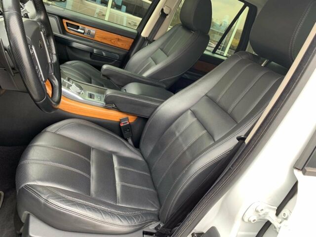 Білий Ленд Ровер Range Rover Sport, об'ємом двигуна 3 л та пробігом 97 тис. км за 29999 $, фото 13 на Automoto.ua